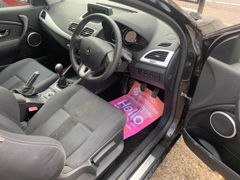 2010 Renault Megane 1.6 16V 110 Dynamique TomTom 3dr COUPE PETROL Manual