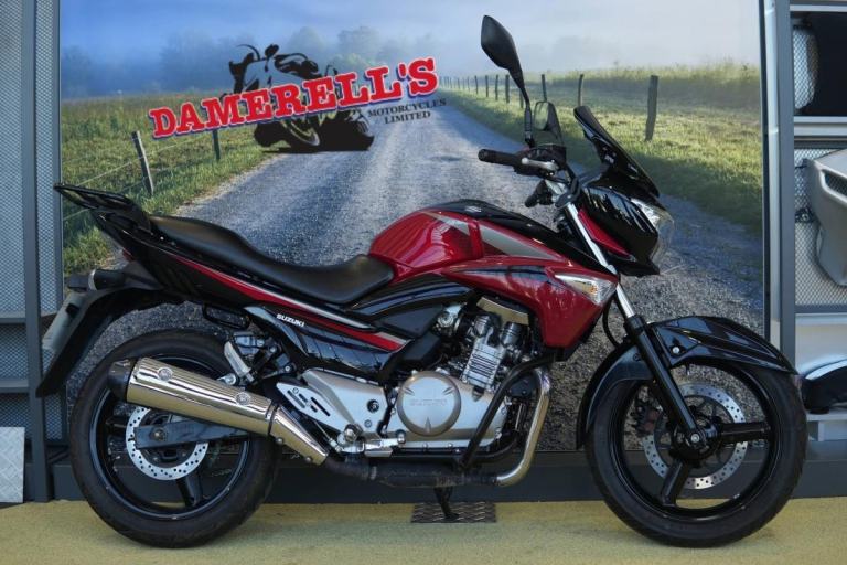 2015 SUZUKI INAZUMA GW250 RED MOTORCYCLE