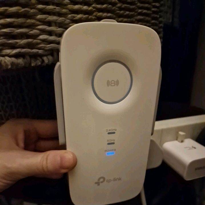 TP-LINK AC1750 Wi-Fi Dual Band Range Extender RE450 V2