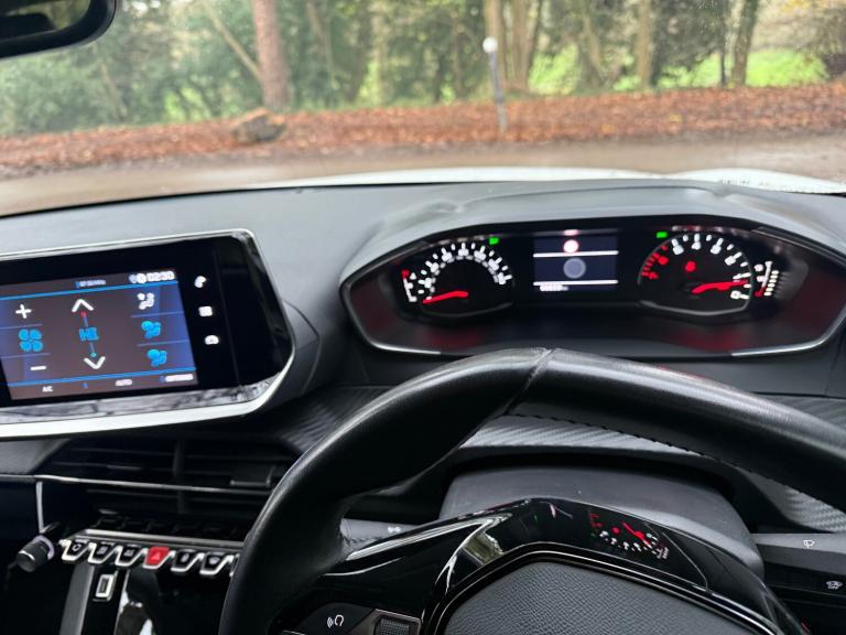 2021 Peugeot 208 1.5 BlueHDi 100 Allure 5dr HATCHBACK Diesel Manual