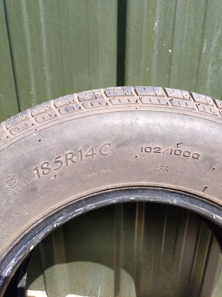 Van Tyres