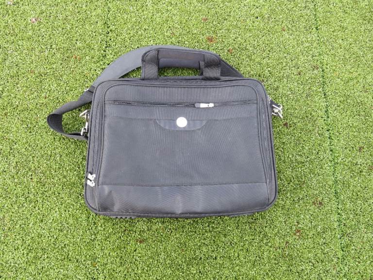 Dell Laptop Bag / Briefcase - Black, Good Condition