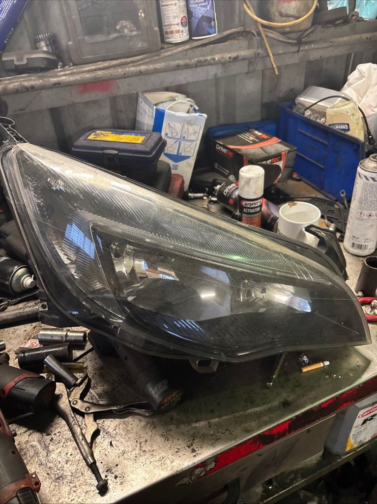 Vauxhall Astra Headlight MK6