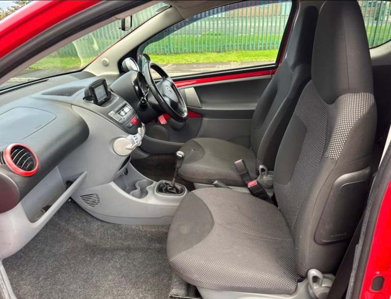 2011 Toyota AYGO 1.0 VVT-i Go Euro 5 3dr HATCHBACK Petrol Manual