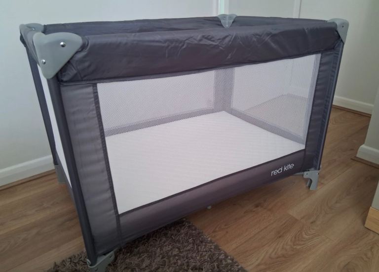 Excellent condition travel cot