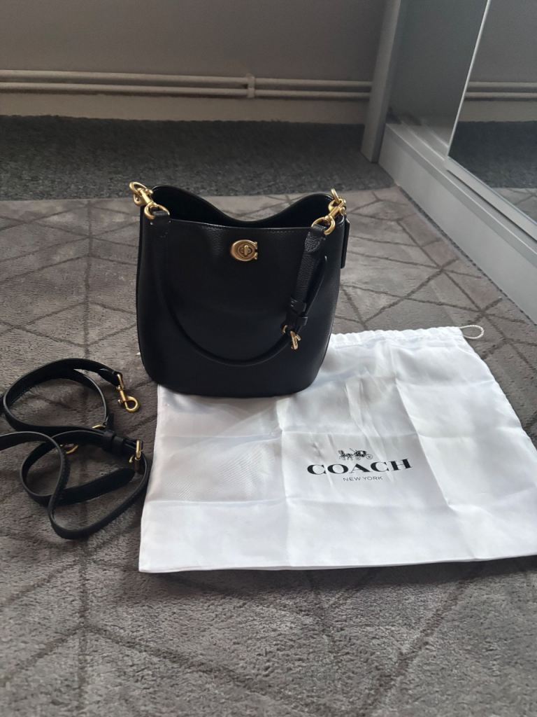 Coach Willow Polished Pebble Leather Bucket Bag – Black, As New
