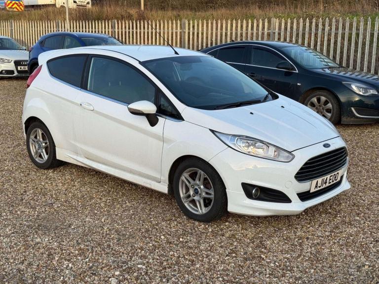 2014 Ford Fiesta 1.0 EcoBoost Zetec 3dr HATCHBACK PETROL Manual