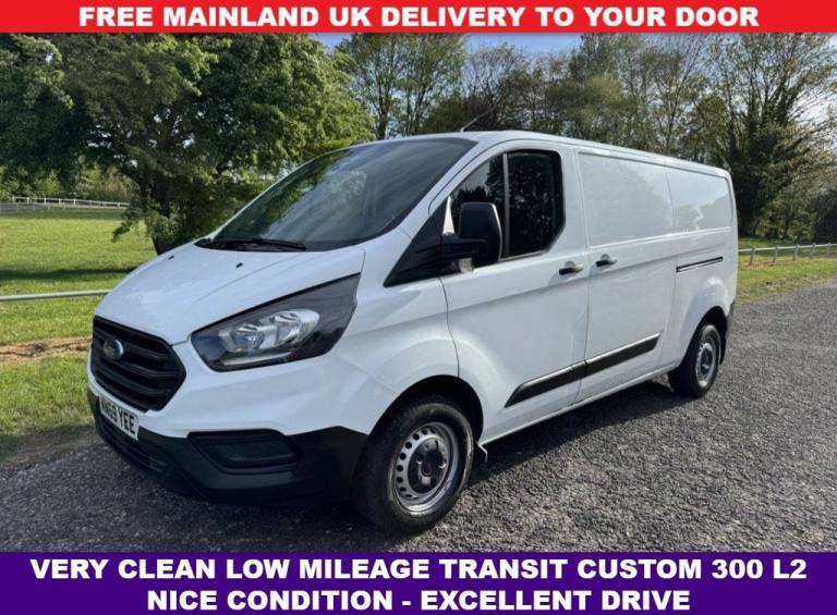 Ford Transit Custom 2.0 300 EcoBlue Leader Panel Van 5dr L2 H1 Eu6 (s/s) (130ps)