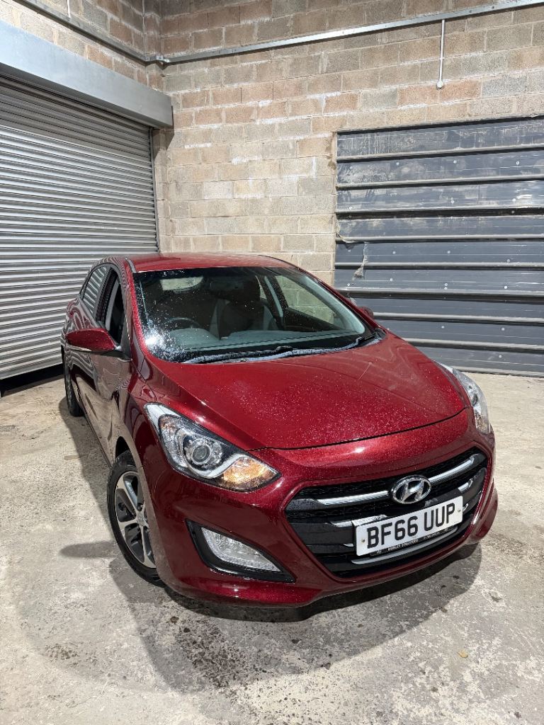 2016 Hyundai i30 1.4 Blue Drive SE Nav 5dr HATCHBACK PETROL Manual