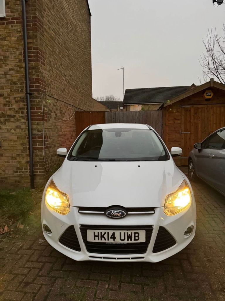 Ford, FOCUS, Hatchback, 2014, Semi-Auto, 1596 (cc), 5 doors