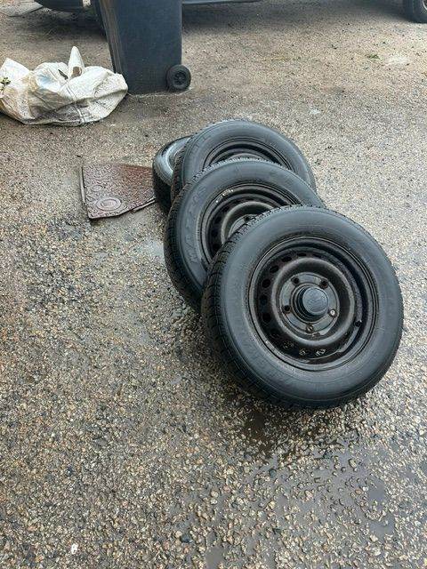 4 x Ford Transit wheels + Tyres 