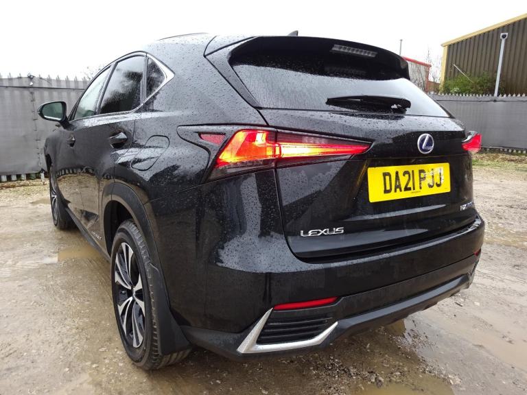 2021 21 REG LEXUS NX 300H HYBRID AUTO DAMAGED REPAIRABLE SALVAGE