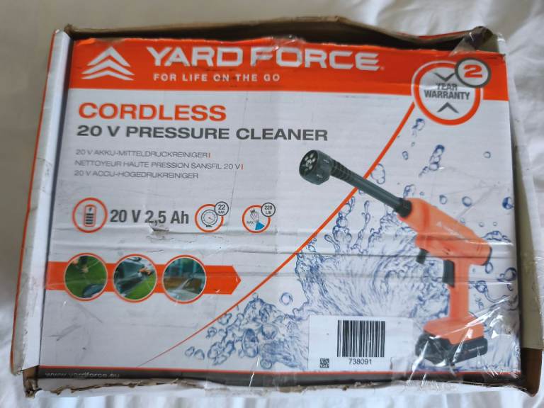 Yardforce Cordless Pressure Cleaner. LW C02B