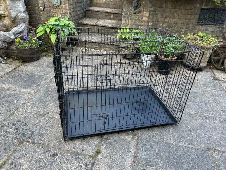 Pet Cage with Tray L42in/107cm H/D27in/69cm Good condition  J111B