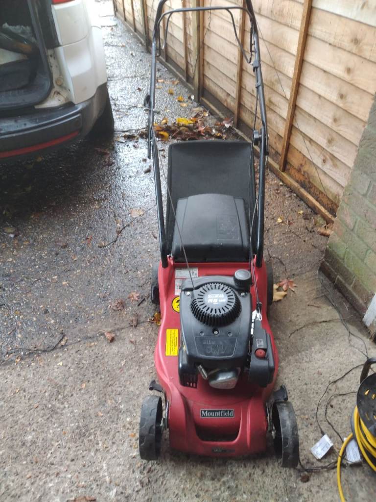 Mountfield petrol self propelled rotary lawnmower with grass box 4 stroke engine vgc gwo 