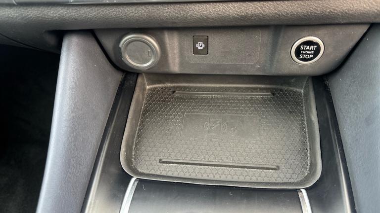 2022 Nissan Qashqai 1.3 DiG-T MH Tekna 5dr Petrol Hatchback Hatchback Petrol Manual