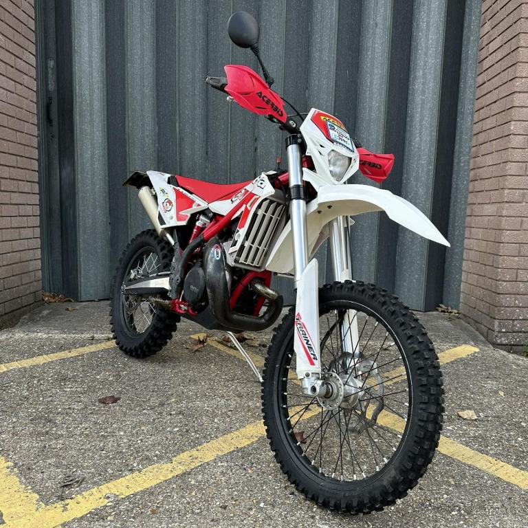 BETA XTRAINER 300