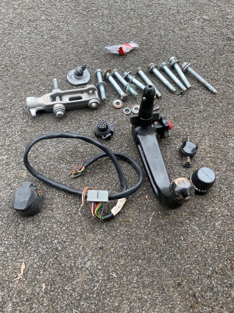 Detachable Tow Bar for (new style) Land Rover Discovery Sport