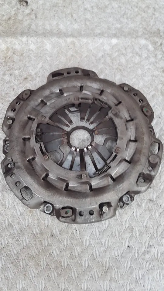 Mercedes Sprinter 2015 Clutch (Flywheel and Release Bearing Not Included)