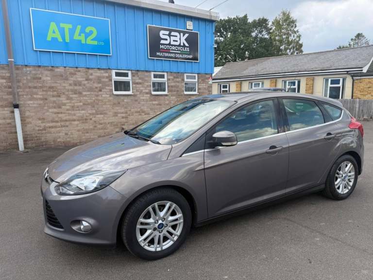 2013 Ford Focus 1.0 125 EcoBoost Titanium 5dr HATCHBACK PETROL Manual
