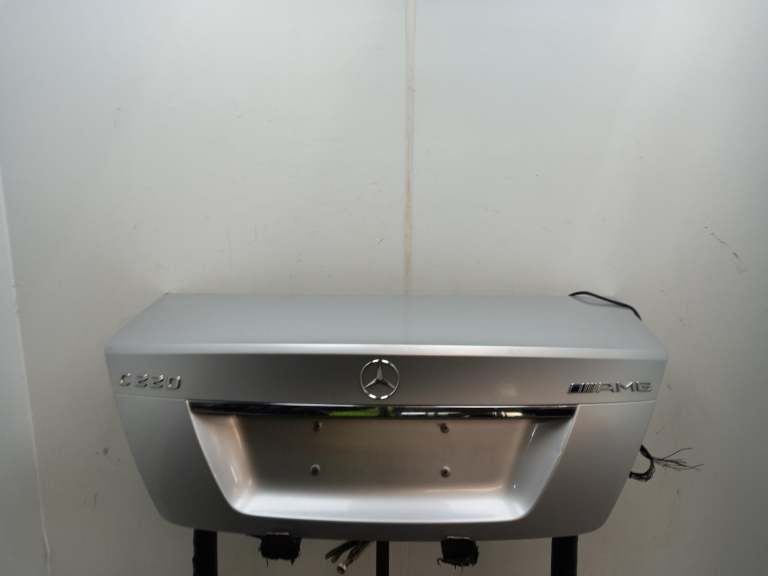 Mercedes C Class Boot Lid Tailgate 2007-2015 4 Door Saloon Silver