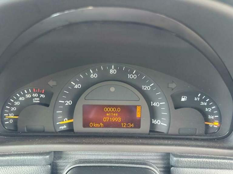 2003 Mercedes-Benz C Class 1.8 C180 Kompressor Elegance SE 4dr Petrol Automatic