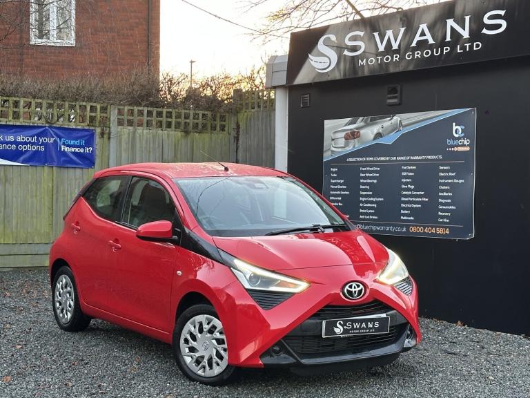 2020 Toyota Aygo 1.0 VVT-i X-Play Petrol Manual 5 Door Hatchback Red
