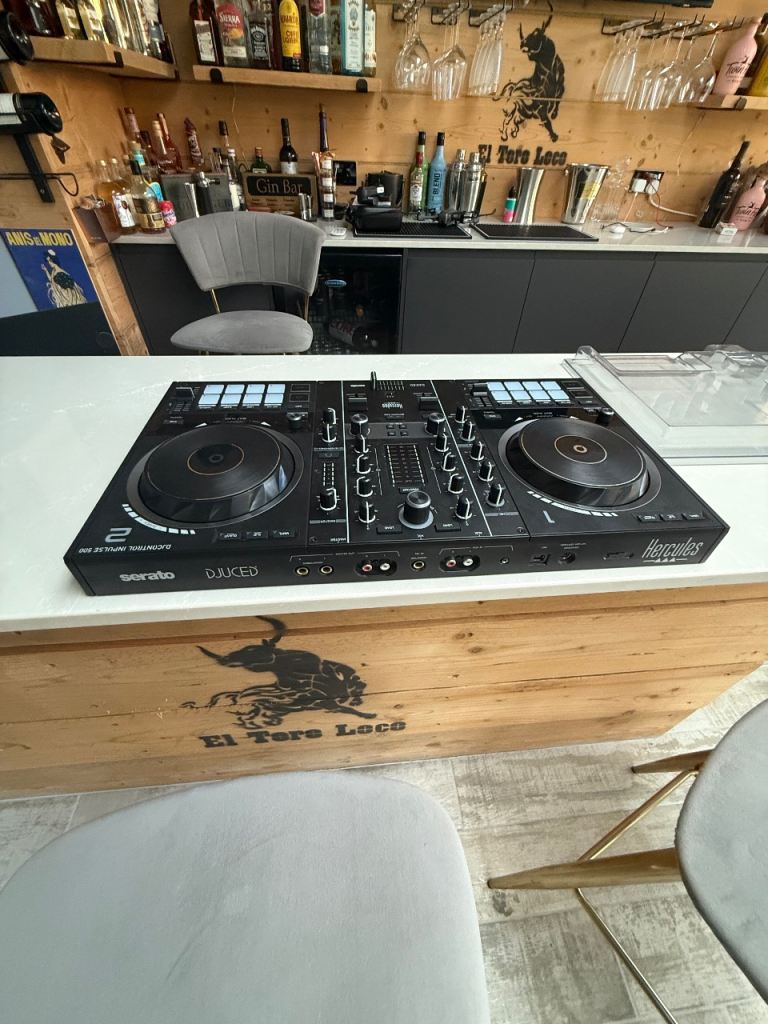 Hercules Inpulse 500 DJ Mixer