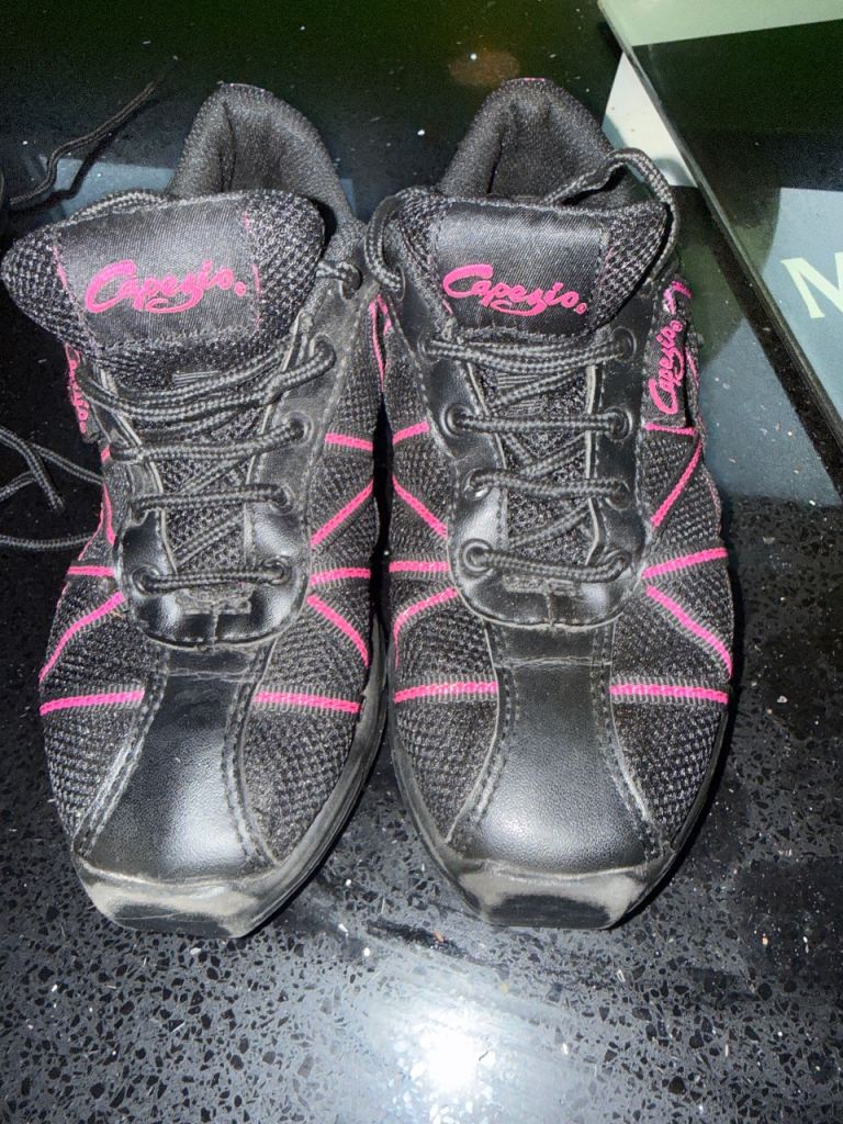 Capezio Dance/Gym Trainers – Black with Pink Detail