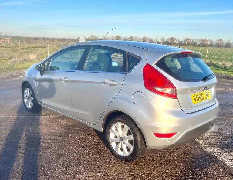 2010 Ford Fiesta 1.25 Zetec*9m MOT*Full History*2 Owners*Aircon*Alloys*1st car ?
