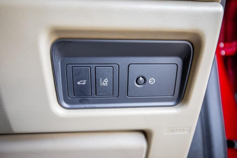 2016 Land Rover Discovery Sport 2.0 TD4 HSE 5dr [5 Seat] ESTATE DIESEL Manual