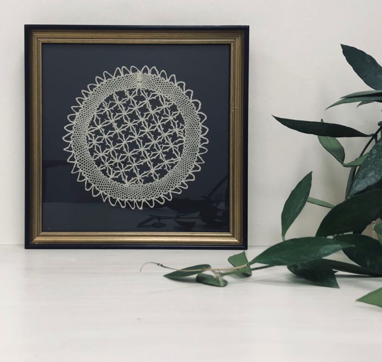 Vintage antique lace picture
