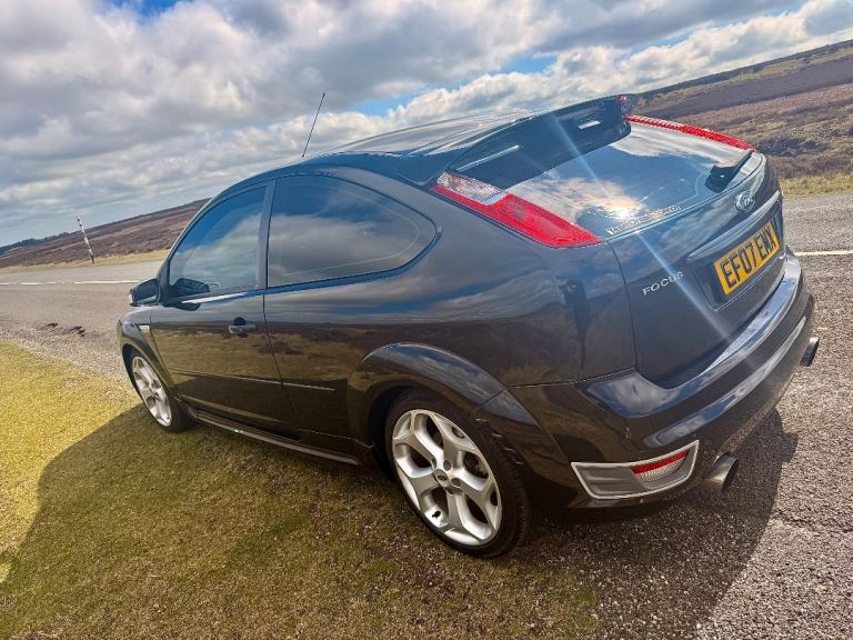 Ford, FOCUS, Hatchback, 2007, Manual, 2522 (cc), 3 doors