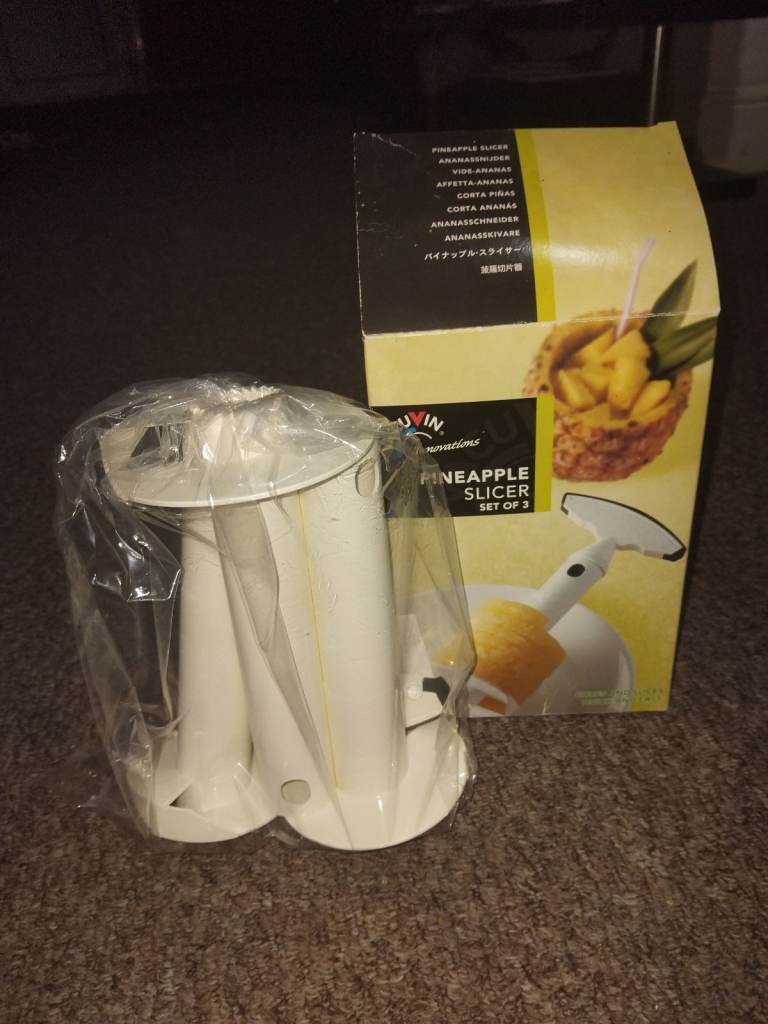 Pinapple slicer (BRAND NEW)