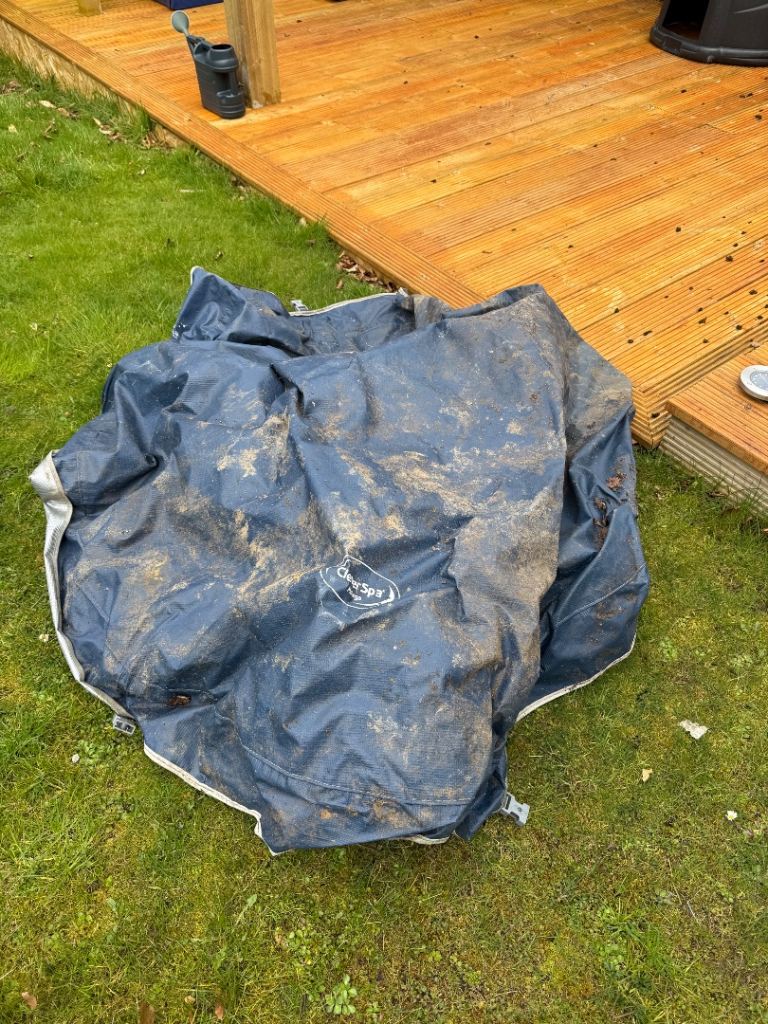 CleverSpa Malaga hot tub cover 