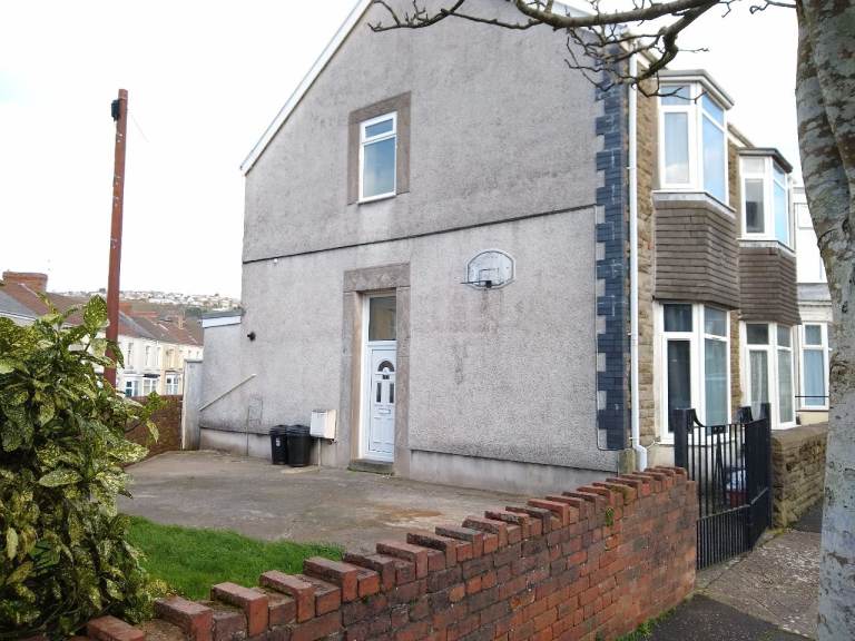 5 Bed Property, Aylesbury Rd, Brynmill - Private Landlord