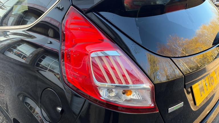 2016 Ford Fiesta 1.0 EcoBoost 140 Zetec S Black 3dr Petrol Hatchback Hatchback Petrol Manual