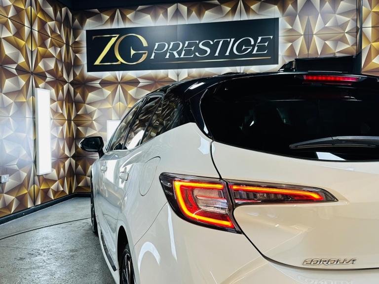 2022 Toyota Corolla 2.0 VVT-i Hybrid GR Sport 5dr CVT HATCHBACK PETROL/ELECTRIC Automatic