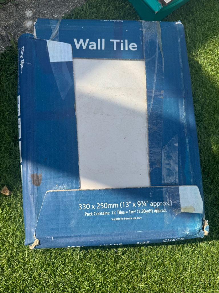 Wall and floor tiles 