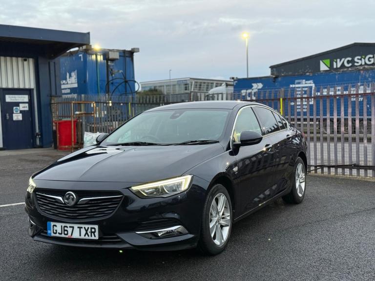 2017 Vauxhall Insignia 1.6 Turbo D ecoTec [136] SRi Nav 5dr HATCHBACK Diesel Manual
