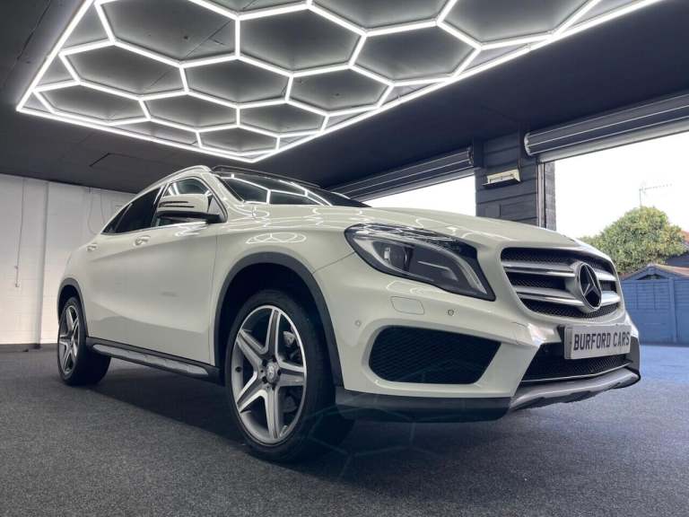 2017 Mercedes-Benz GLA 2.0 GLA250 AMG Line (Premium Plus) SUV 5dr Petrol 7G-DCT 4MATIC Euro 6 (s/...