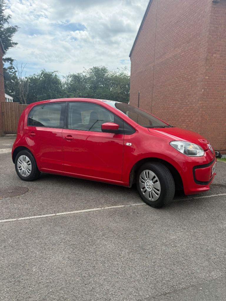 Volkswagen UP 2016 5doors 1.0 Petrol!!! Beautiful Car !!!