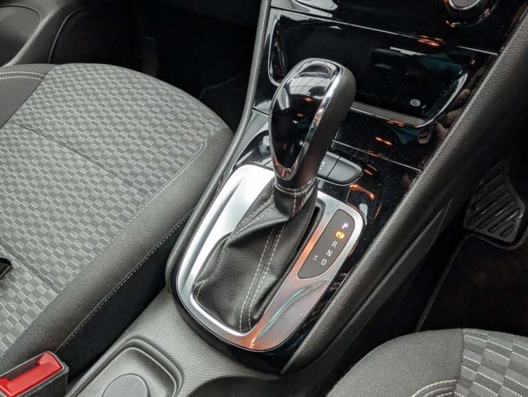 2016 Vauxhall Astra 1.6 CDTi BlueInjection SRi Hatchback 5dr Diesel Auto Euro 6 (136 ps) TINTED H...