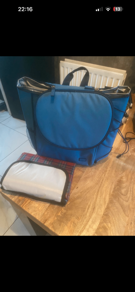 Camping Backpack with Picnic Blanket – Good Condition