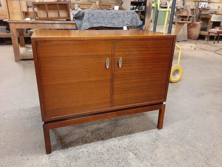 Very Nice Retro Greaves & Thomas Teak Sideboard  / Media Unit Delivery Available 