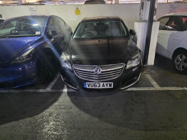 Vauxhall insignia elite nav tourer