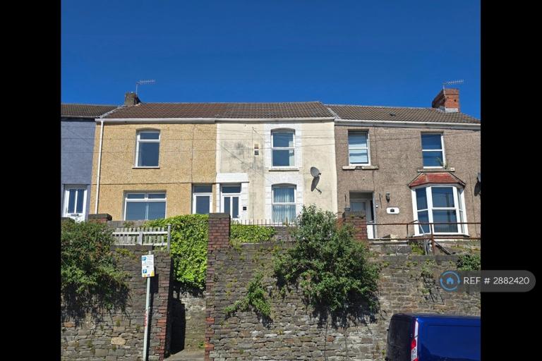 2 bedroom house in Carmarthen Road, Swansea, SA5 (2 bed) (#2882420)