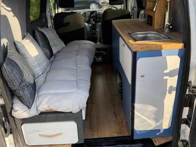 2018 Nissan NV200 1.5 dCi campervan dayvan motorhome  CAR DERIVED VAN Diesel Manual