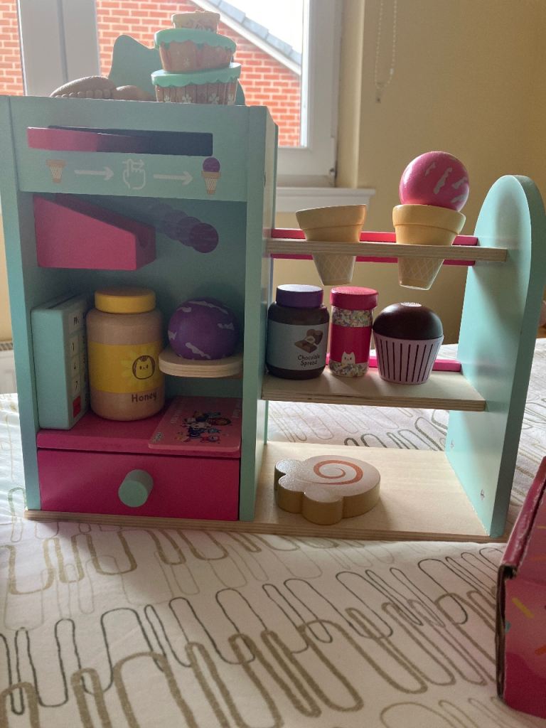 Gabbys Dollhouse cafe/ice cream shop