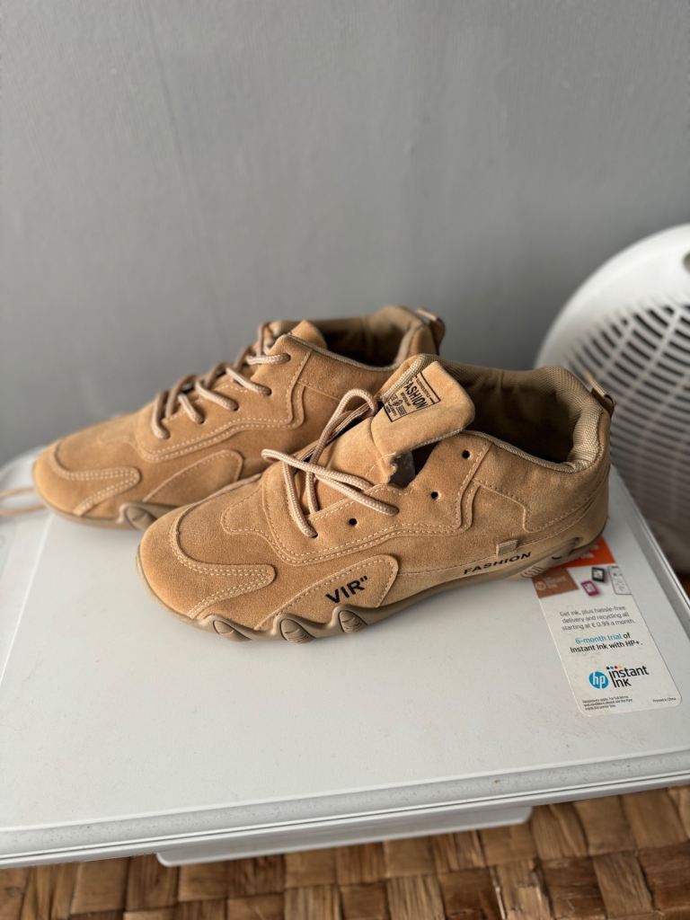 £5 each for 2 pairs of sizes 39, 2 pairs of sizes 41 and 1 pair of size 40